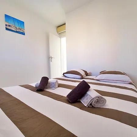 T4 92m2 Pour 6 Pers A 400m De La 아파트