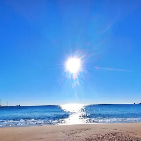 Apartment T4 92m2 Pour 6 Pers A 400m De La Frejus